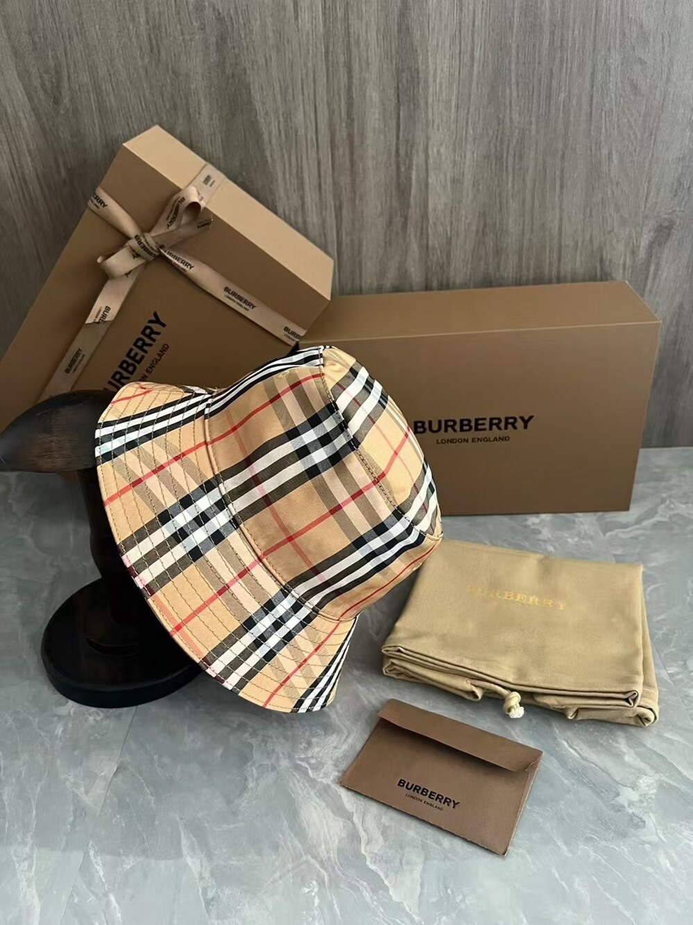 Burberry Vintage Check Bucket Hat